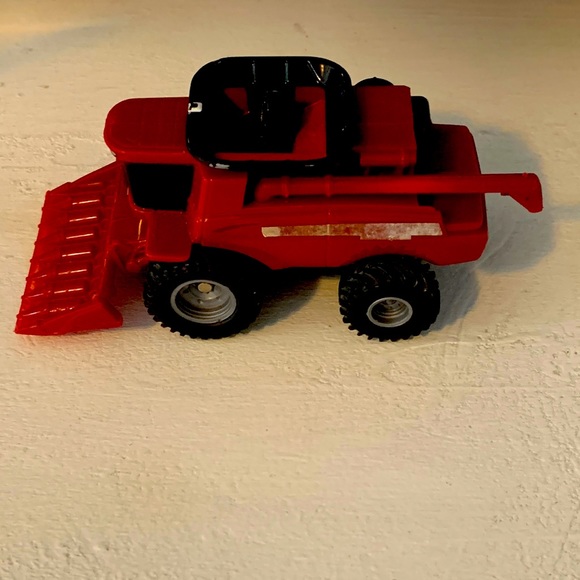 Plastic Farm Harvester Toy - Picture 1 of 4